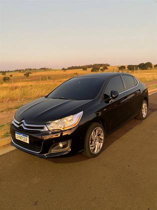 CITROËN C4 LOUNGE 1.6 EXCLUSIVE 16V TURBO GASOLINA 4P AUTOMÁTICO